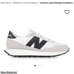 New Balance Women's Gray and Black Sneakers